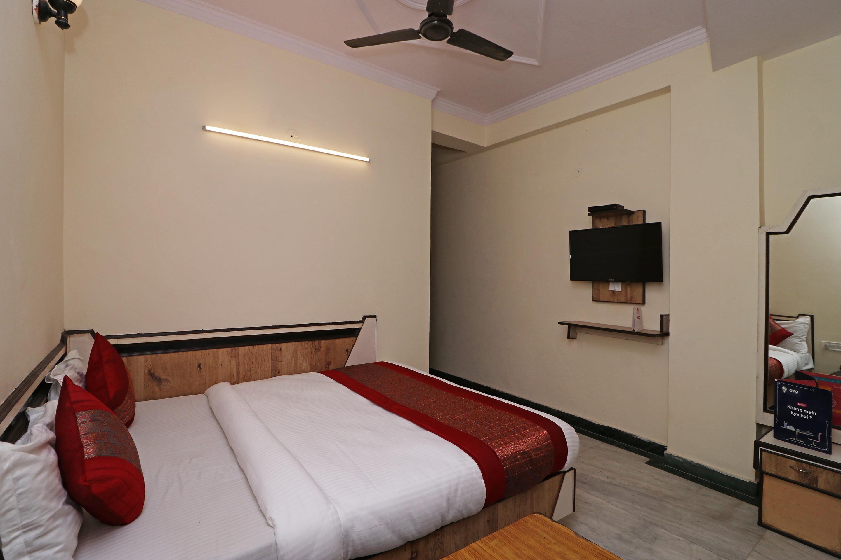 Adb Rooms Hotel Silver Shine New Delhi Bagian luar foto
